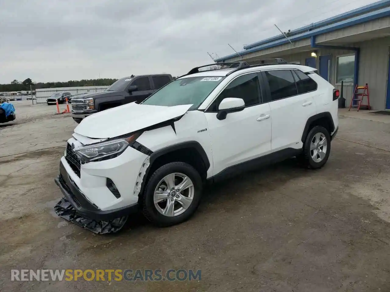 1 Photograph of a damaged car 2T3RWRFV7MW114611 TOYOTA RAV4 2021
