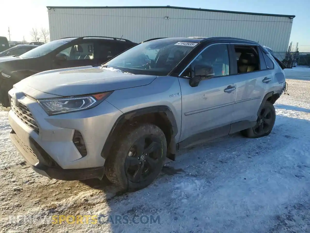 1 Photograph of a damaged car 2T3RWRFV7MW123857 TOYOTA RAV4 2021