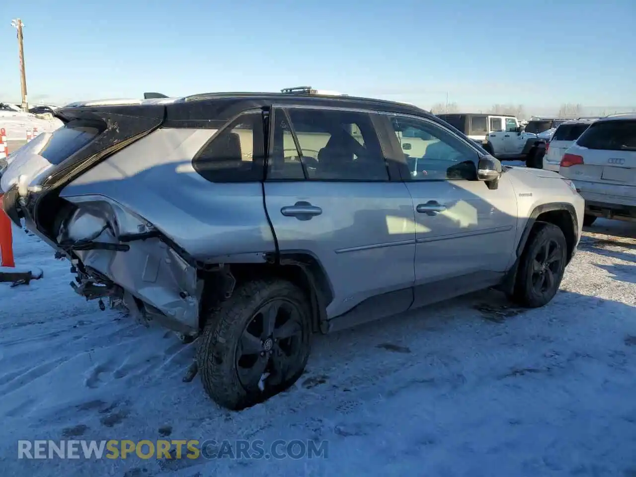 3 Photograph of a damaged car 2T3RWRFV7MW123857 TOYOTA RAV4 2021
