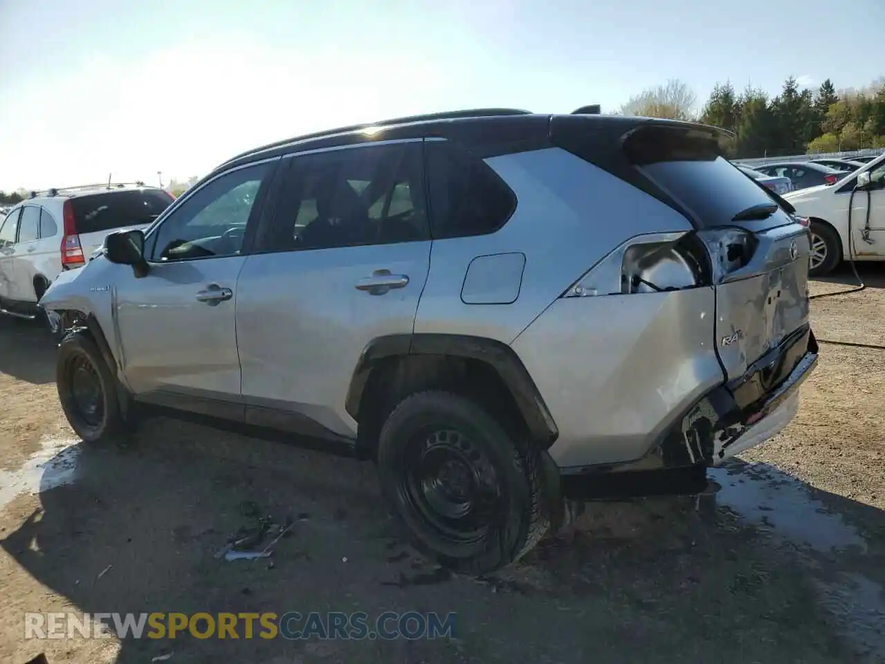 2 Photograph of a damaged car 2T3RWRFV8MW104265 TOYOTA RAV4 2021