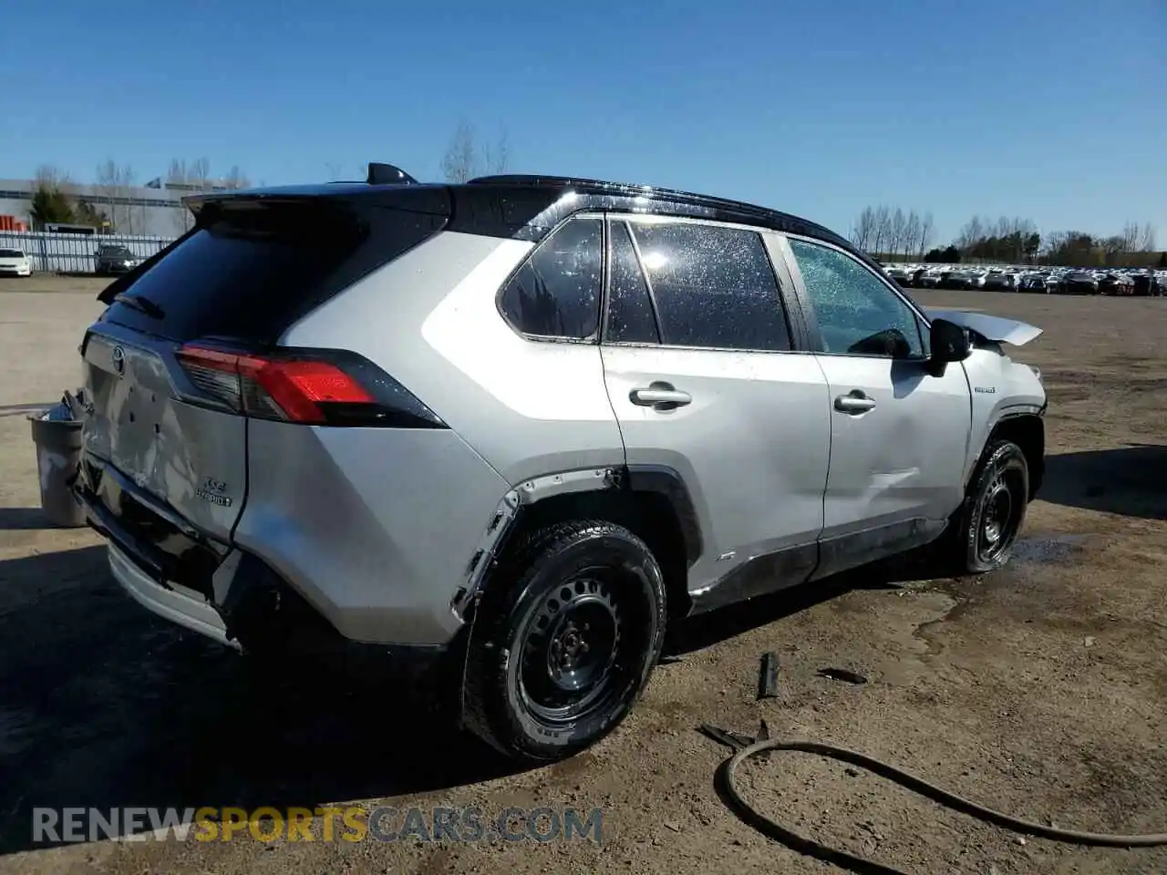 3 Photograph of a damaged car 2T3RWRFV8MW104265 TOYOTA RAV4 2021