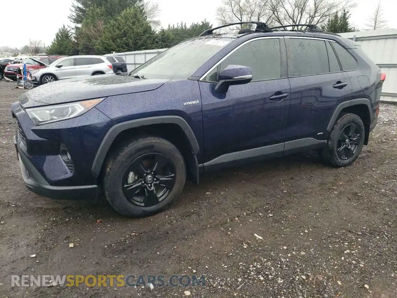 1 Photograph of a damaged car 2T3RWRFV9MW114125 TOYOTA RAV4 2021