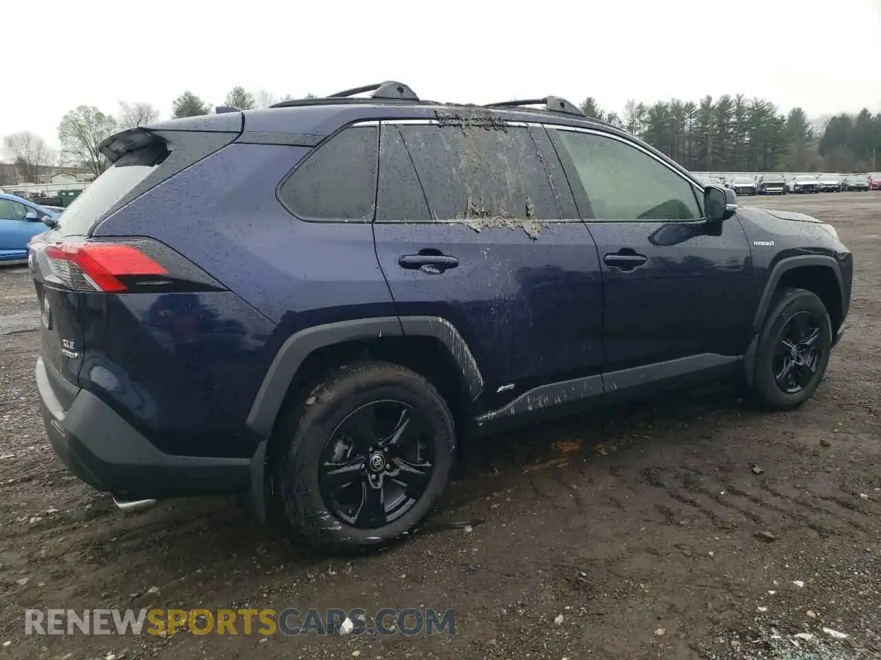 3 Photograph of a damaged car 2T3RWRFV9MW114125 TOYOTA RAV4 2021