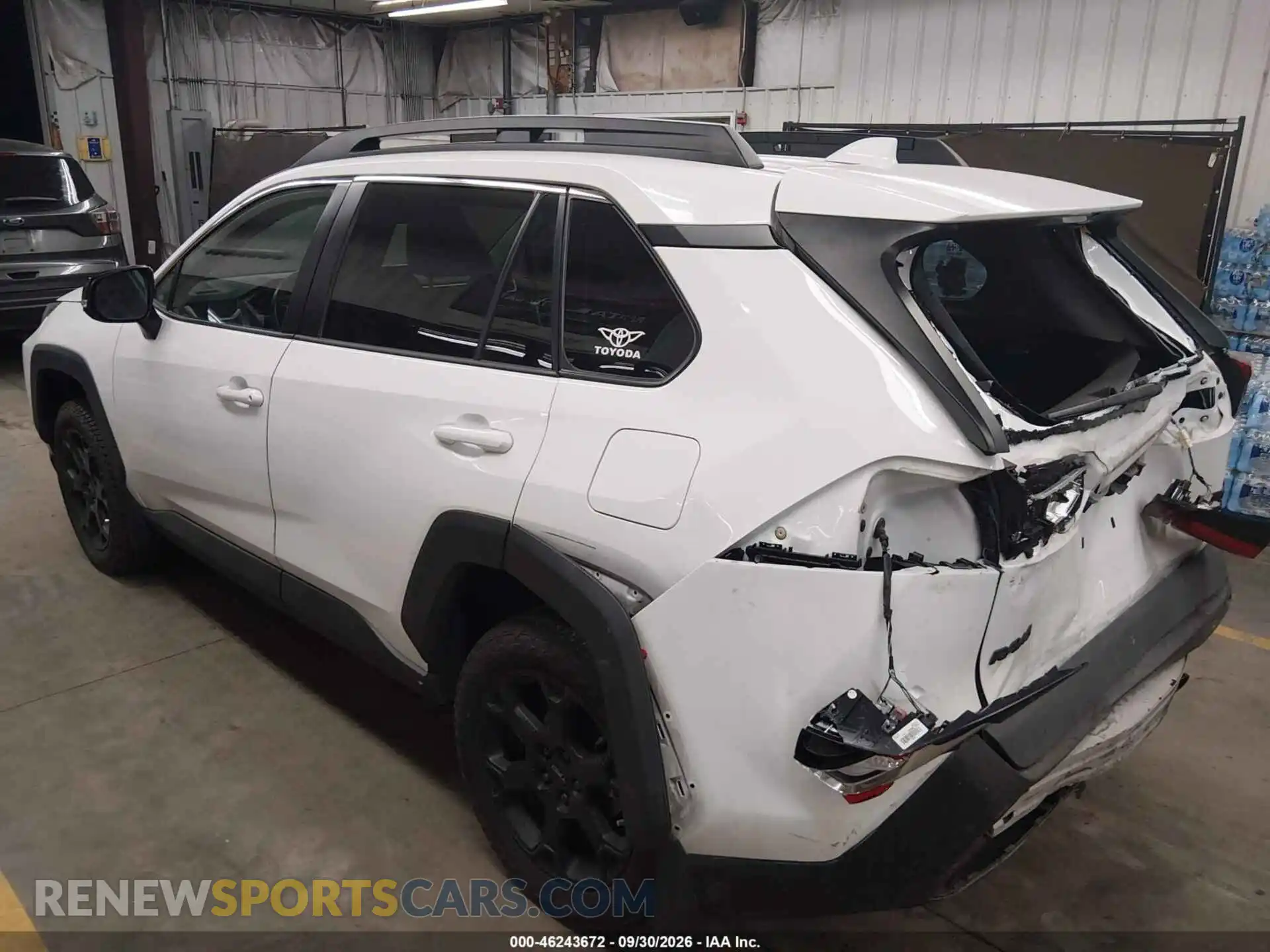 3 Photograph of a damaged car 2T3S1RFV2MW201851 TOYOTA RAV4 2021