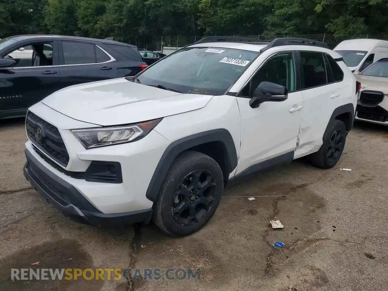 1 Photograph of a damaged car 2T3S1RFV2MW215801 TOYOTA RAV4 2021