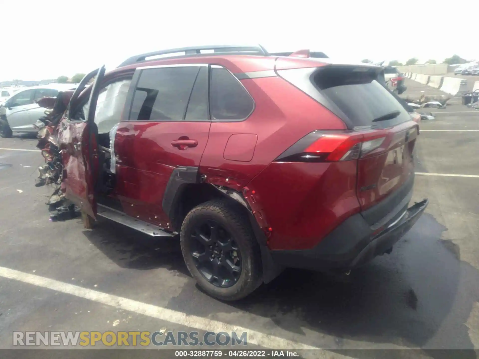 3 Photograph of a damaged car 2T3S1RFV7MW163839 TOYOTA RAV4 2021