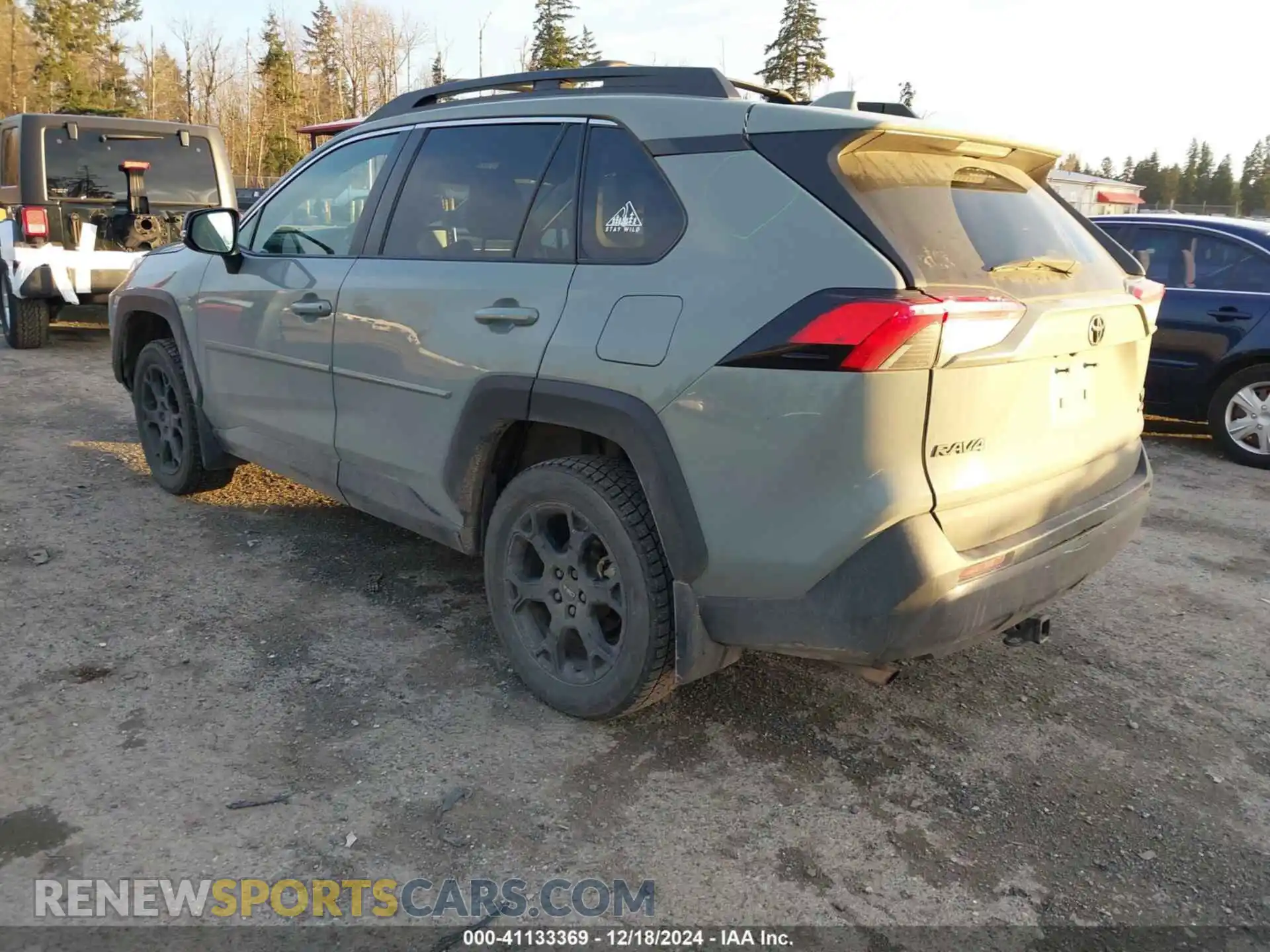 3 Photograph of a damaged car 2T3S1RFV9MW202544 TOYOTA RAV4 2021