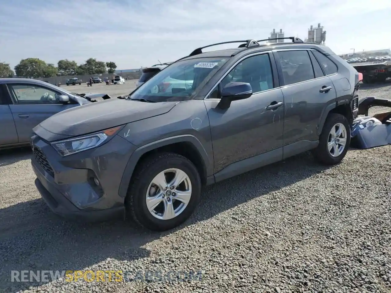 1 Photograph of a damaged car 2T3W1RFV0MC092194 TOYOTA RAV4 2021