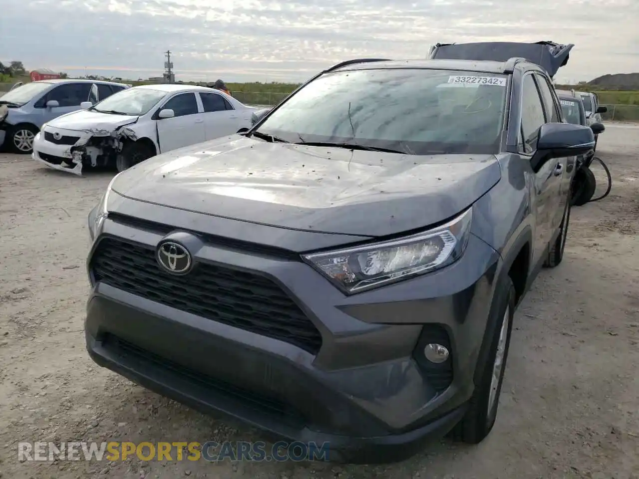 2 Photograph of a damaged car 2T3W1RFV0MC118017 TOYOTA RAV4 2021