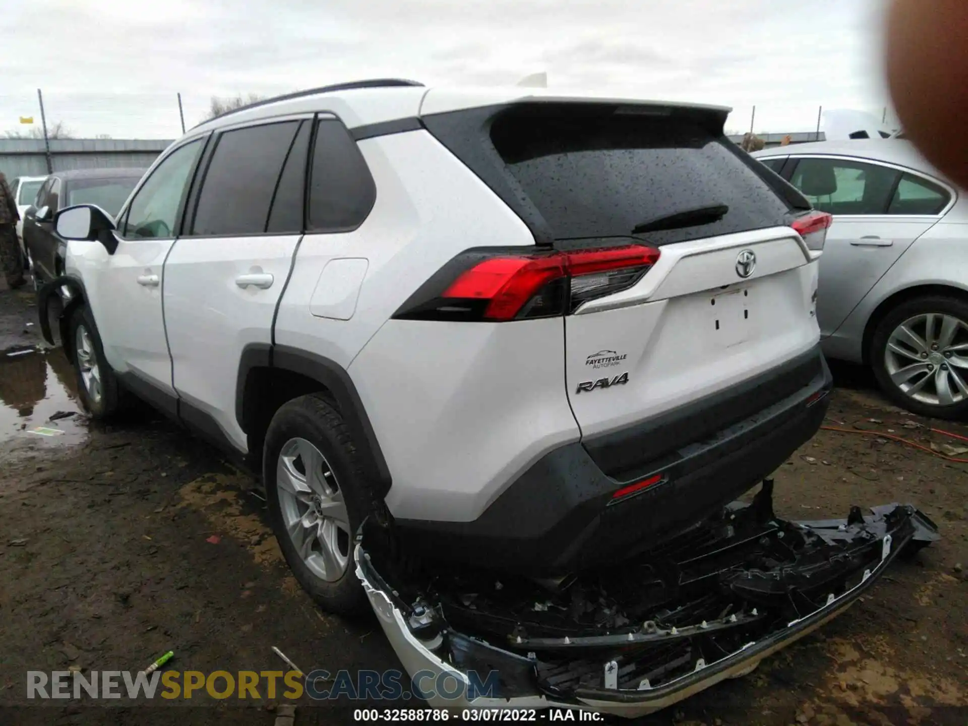 3 Photograph of a damaged car 2T3W1RFV0MC119703 TOYOTA RAV4 2021