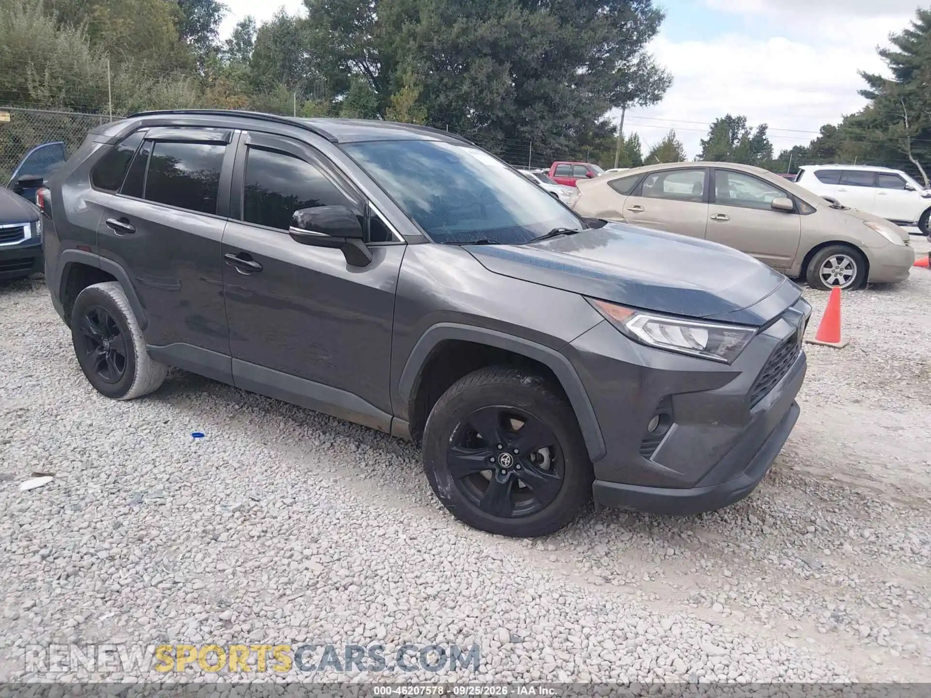 1 Photograph of a damaged car 2T3W1RFV0MC123525 TOYOTA RAV4 2021