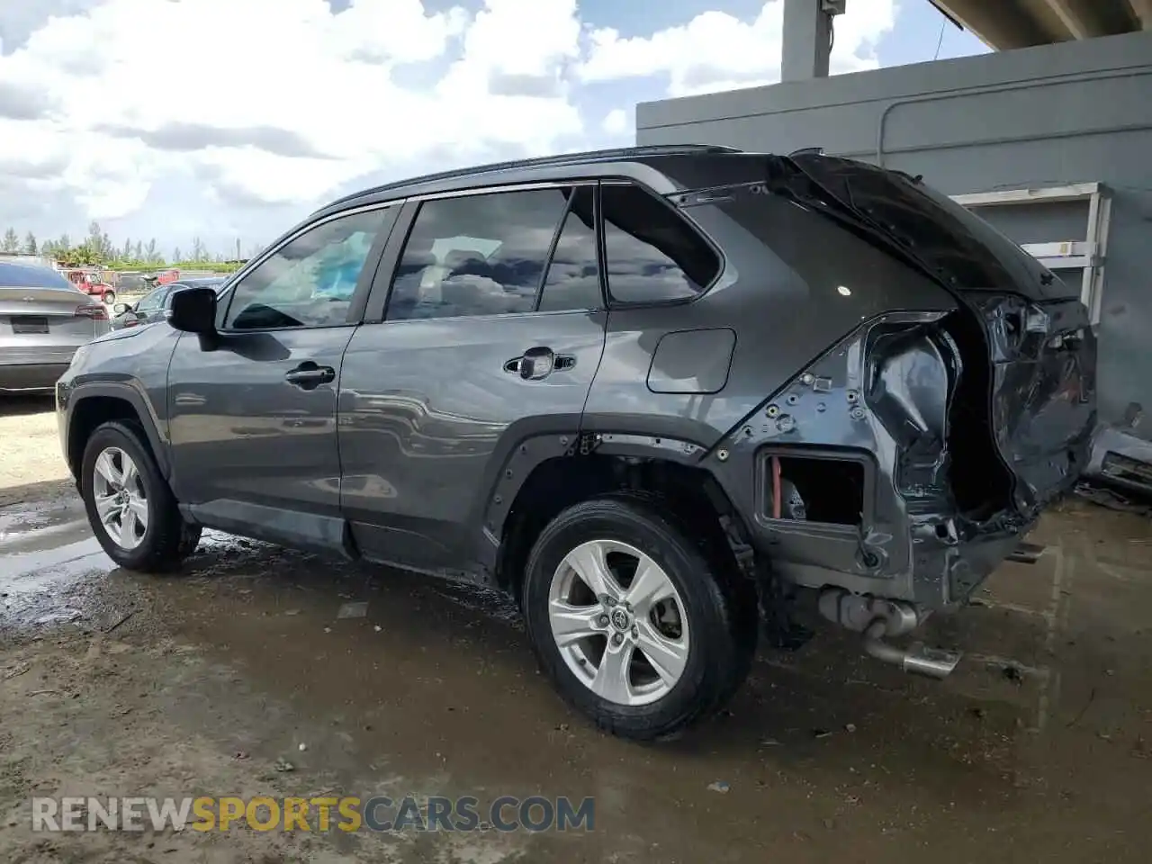 2 Фотография поврежденного автомобиля 2T3W1RFV0MC123749 TOYOTA RAV4 2021