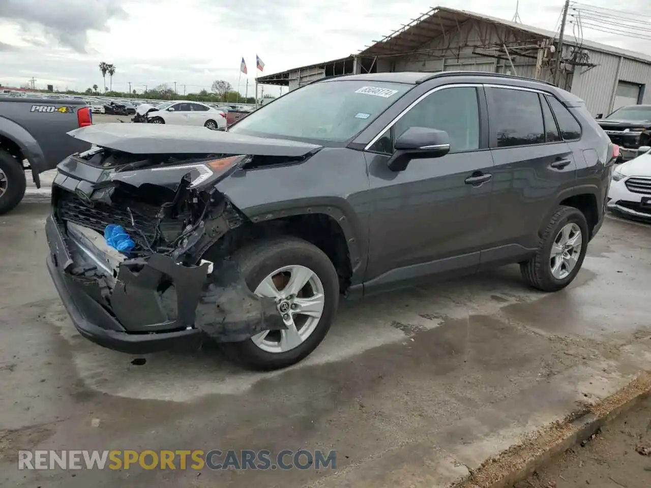 1 Photograph of a damaged car 2T3W1RFV0MC128580 TOYOTA RAV4 2021