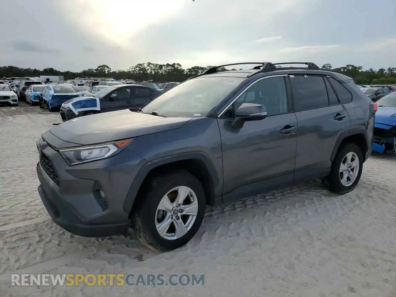 1 Фотография поврежденного автомобиля 2T3W1RFV0MC135058 TOYOTA RAV4 2021