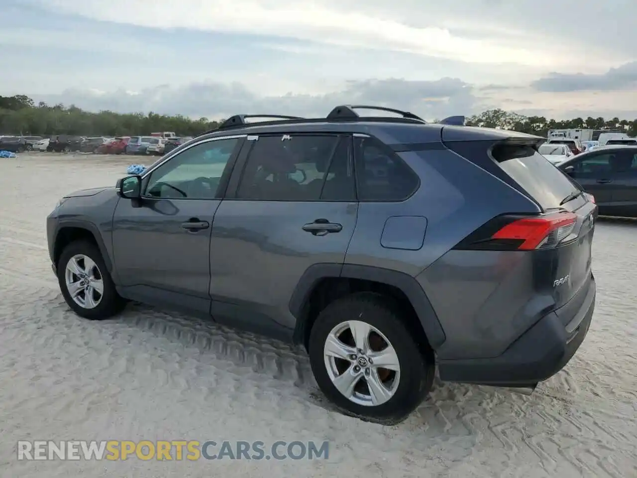 2 Фотография поврежденного автомобиля 2T3W1RFV0MC135058 TOYOTA RAV4 2021