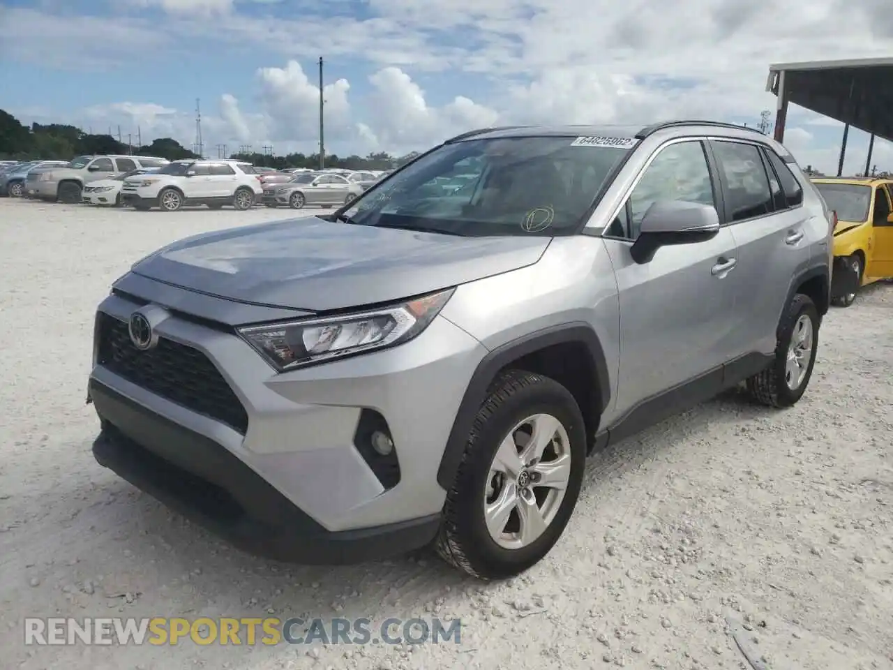 2 Photograph of a damaged car 2T3W1RFV0MC147324 TOYOTA RAV4 2021