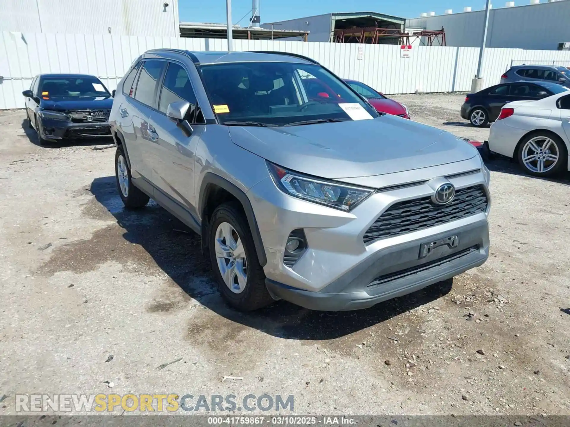 1 Photograph of a damaged car 2T3W1RFV0MC151843 TOYOTA RAV4 2021