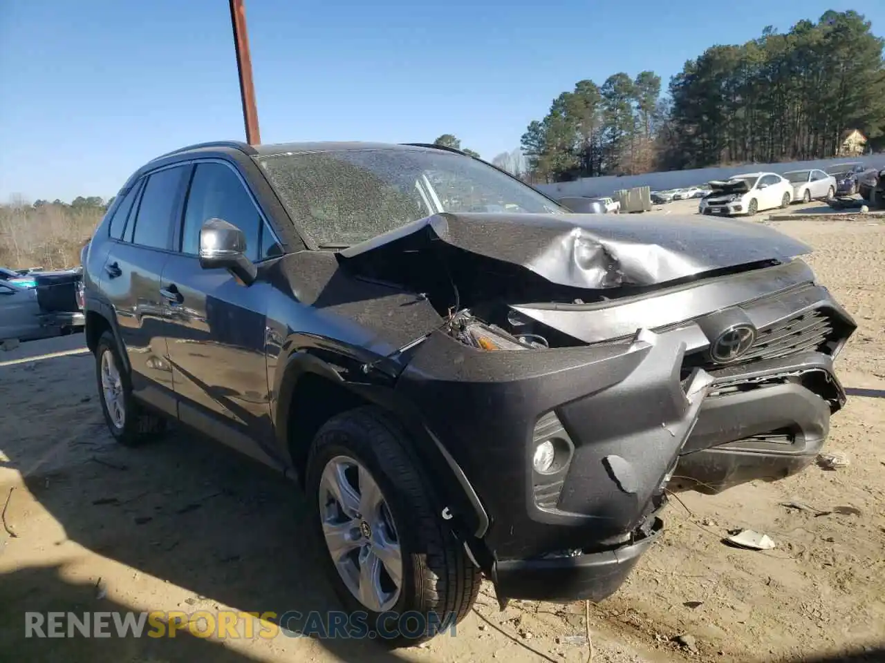 1 Photograph of a damaged car 2T3W1RFV0MC162762 TOYOTA RAV4 2021