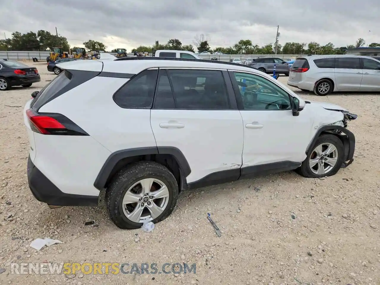 3 fotografías del automóvil dañado 2T3W1RFV0MW136595 TOYOTA RAV4 2021