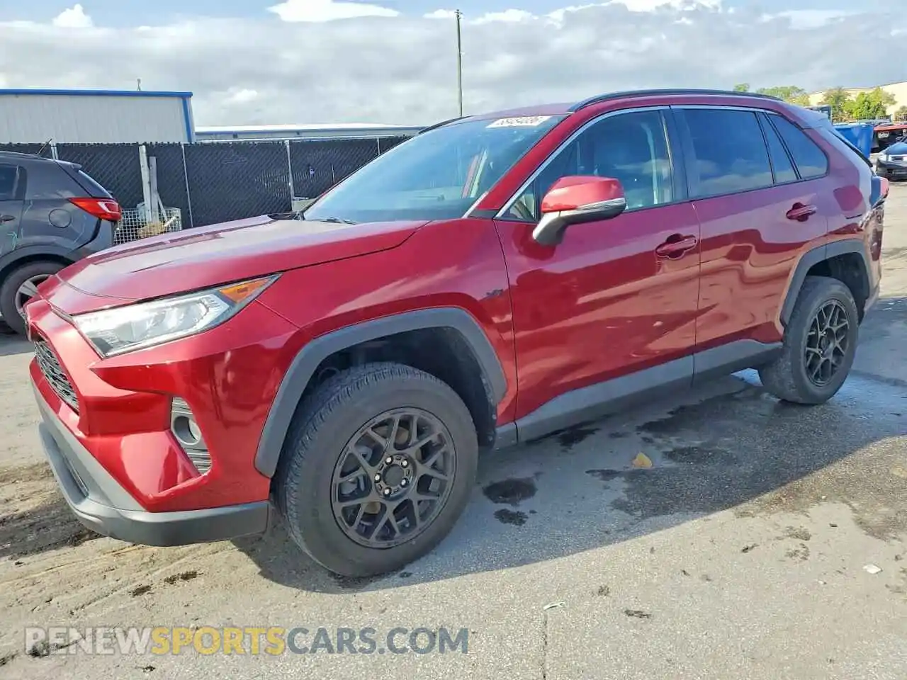 1 Фотография поврежденного автомобиля 2T3W1RFV0MW136614 TOYOTA RAV4 2021