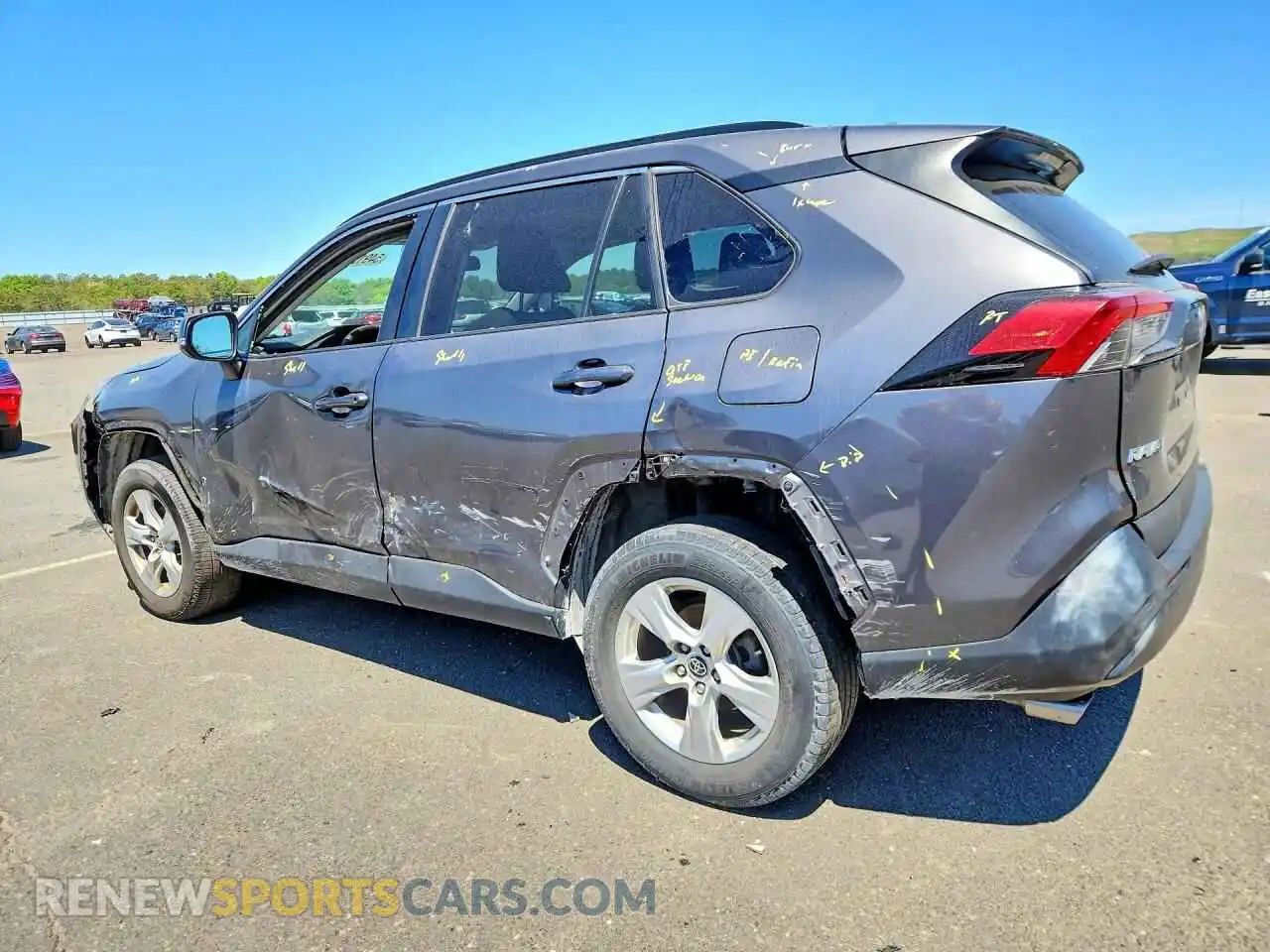 2 Фотография поврежденного автомобиля 2T3W1RFV0MW160959 TOYOTA RAV4 2021