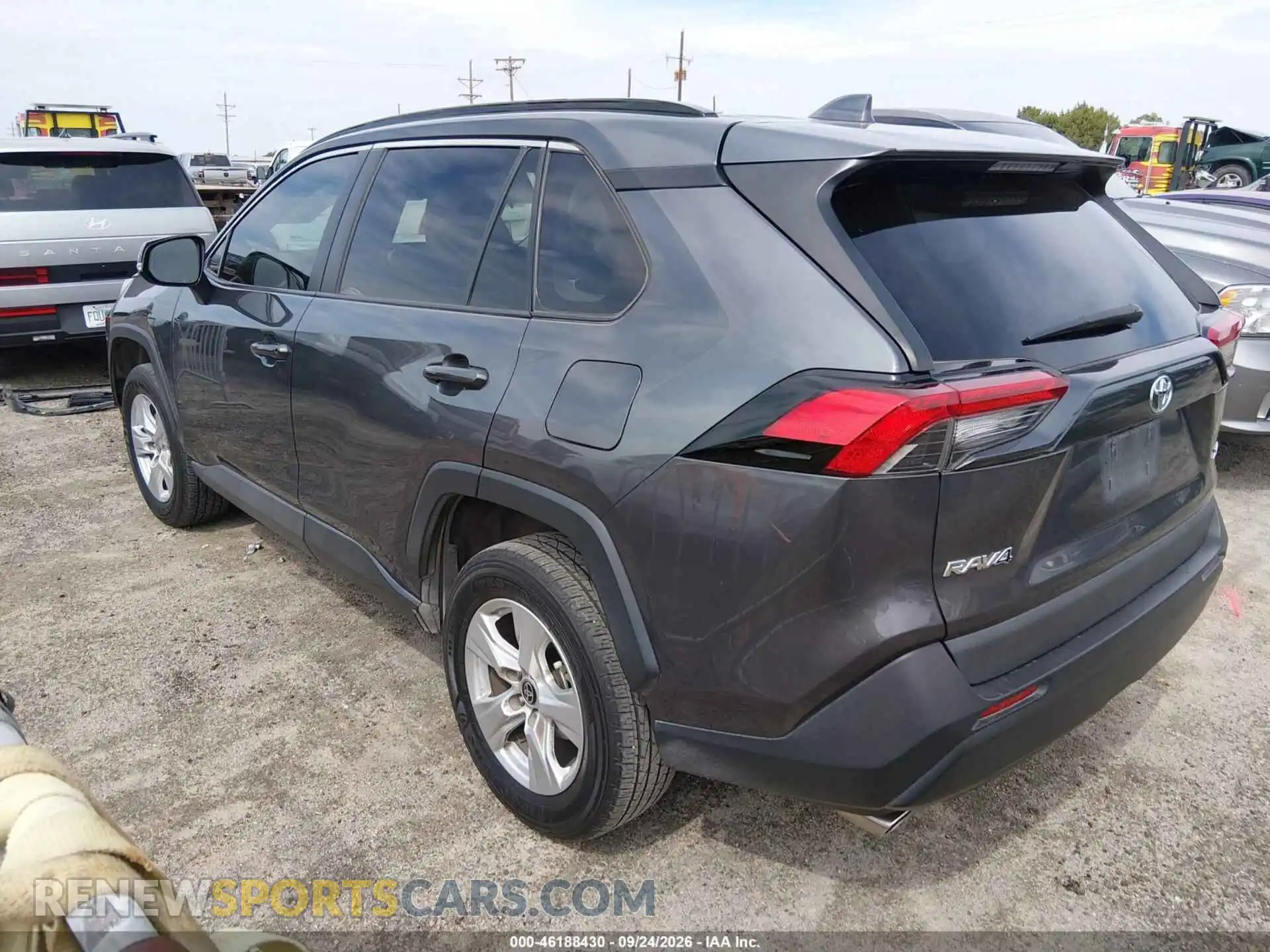 3 Photograph of a damaged car 2T3W1RFV0MW163053 TOYOTA RAV4 2021