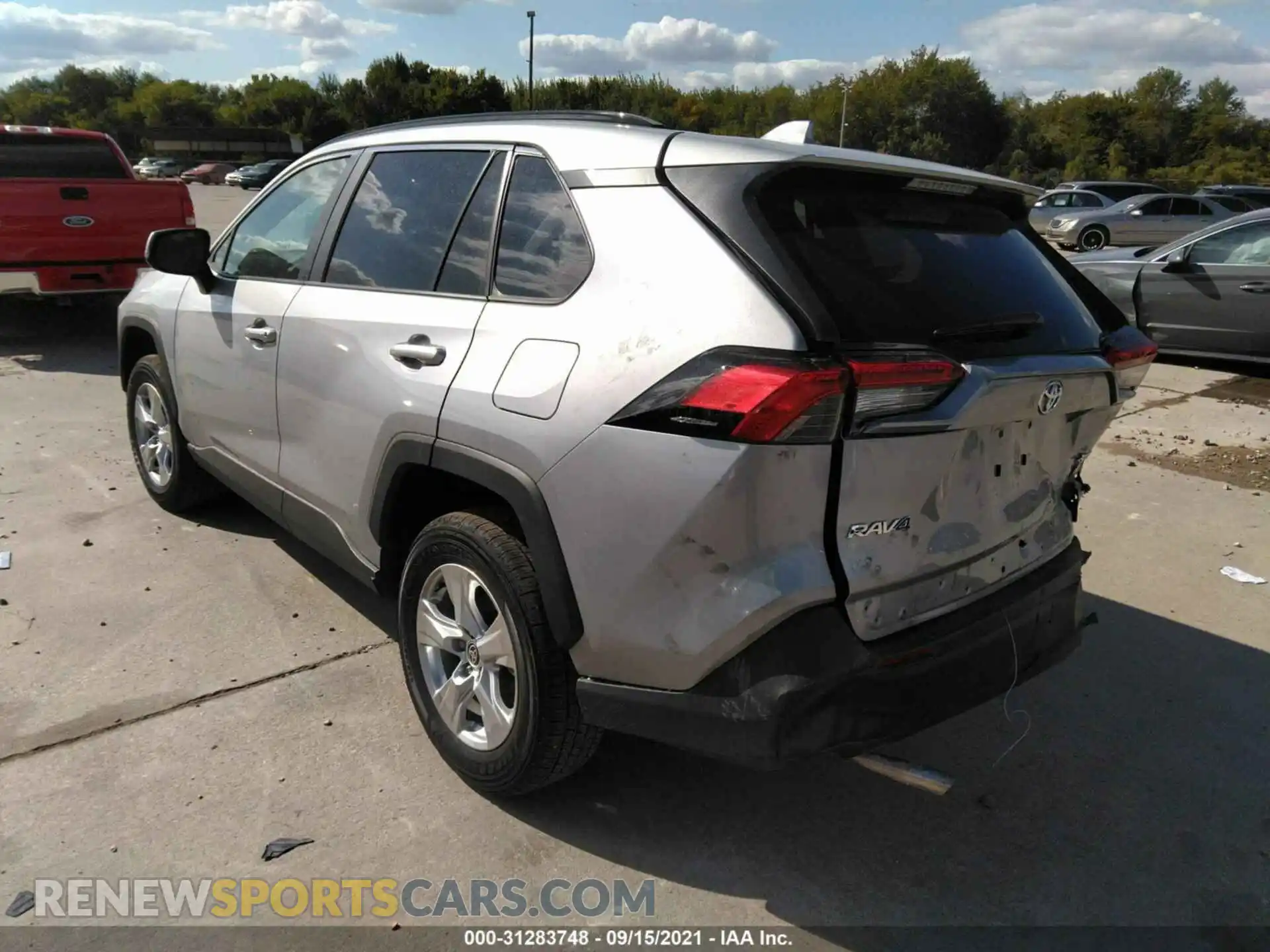 3 Photograph of a damaged car 2T3W1RFV0MW165272 TOYOTA RAV4 2021