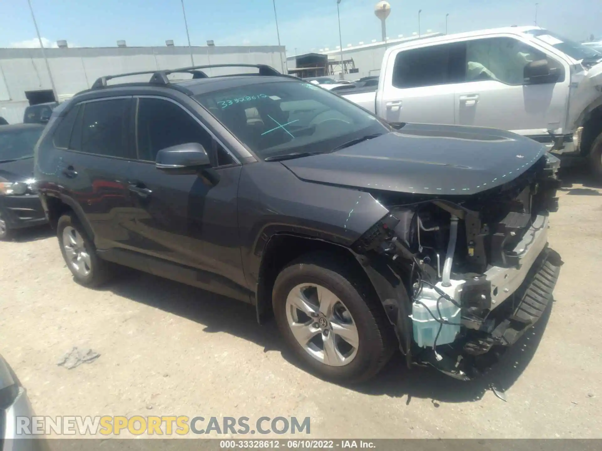 1 Photograph of a damaged car 2T3W1RFV0MW177082 TOYOTA RAV4 2021