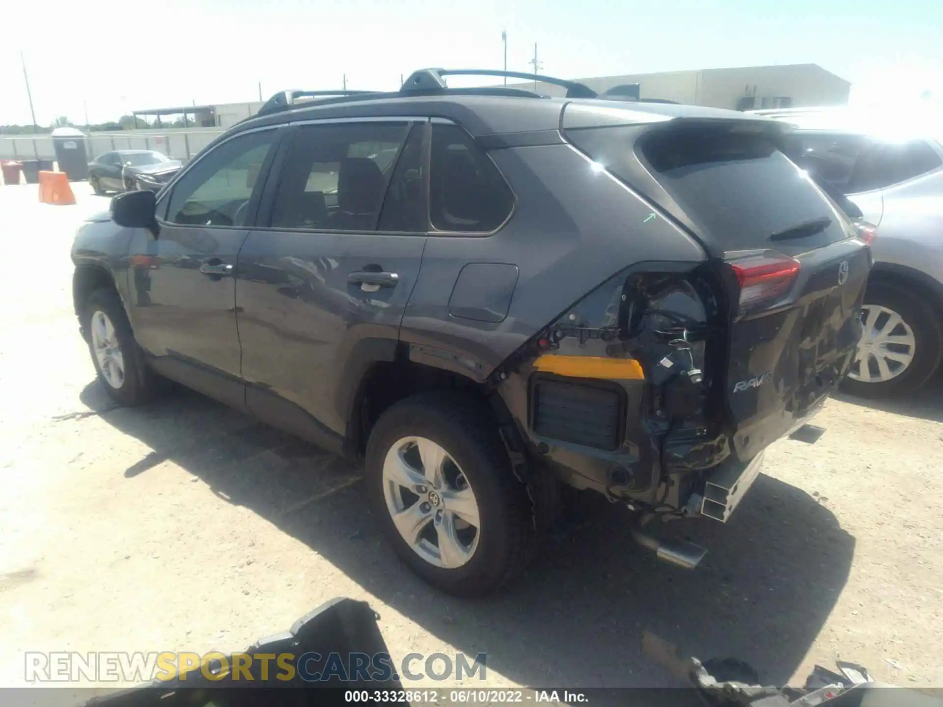 3 Photograph of a damaged car 2T3W1RFV0MW177082 TOYOTA RAV4 2021