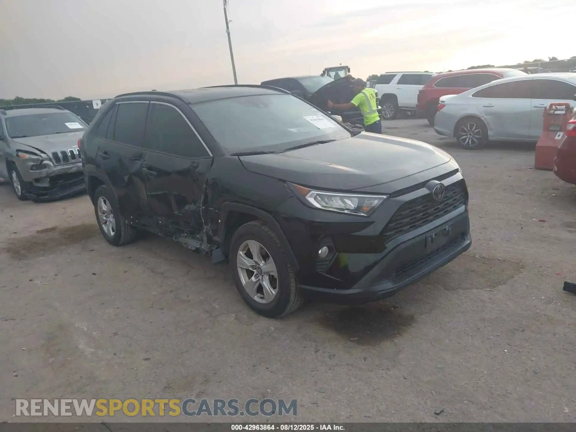 1 Photograph of a damaged car 2T3W1RFV1MC094407 TOYOTA RAV4 2021