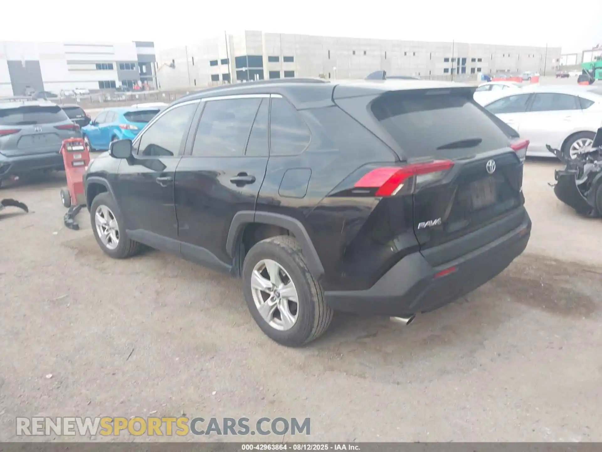 3 Photograph of a damaged car 2T3W1RFV1MC094407 TOYOTA RAV4 2021