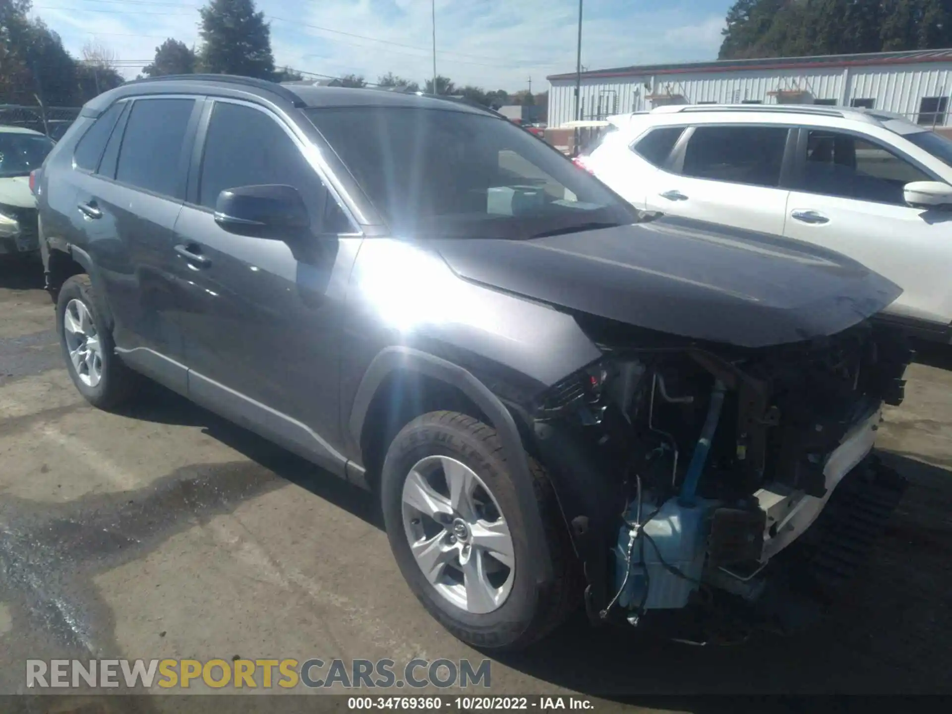 1 Photograph of a damaged car 2T3W1RFV1MC101131 TOYOTA RAV4 2021