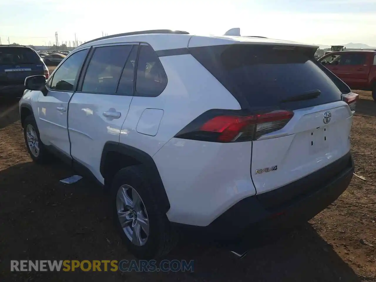 3 Photograph of a damaged car 2T3W1RFV1MC106992 TOYOTA RAV4 2021