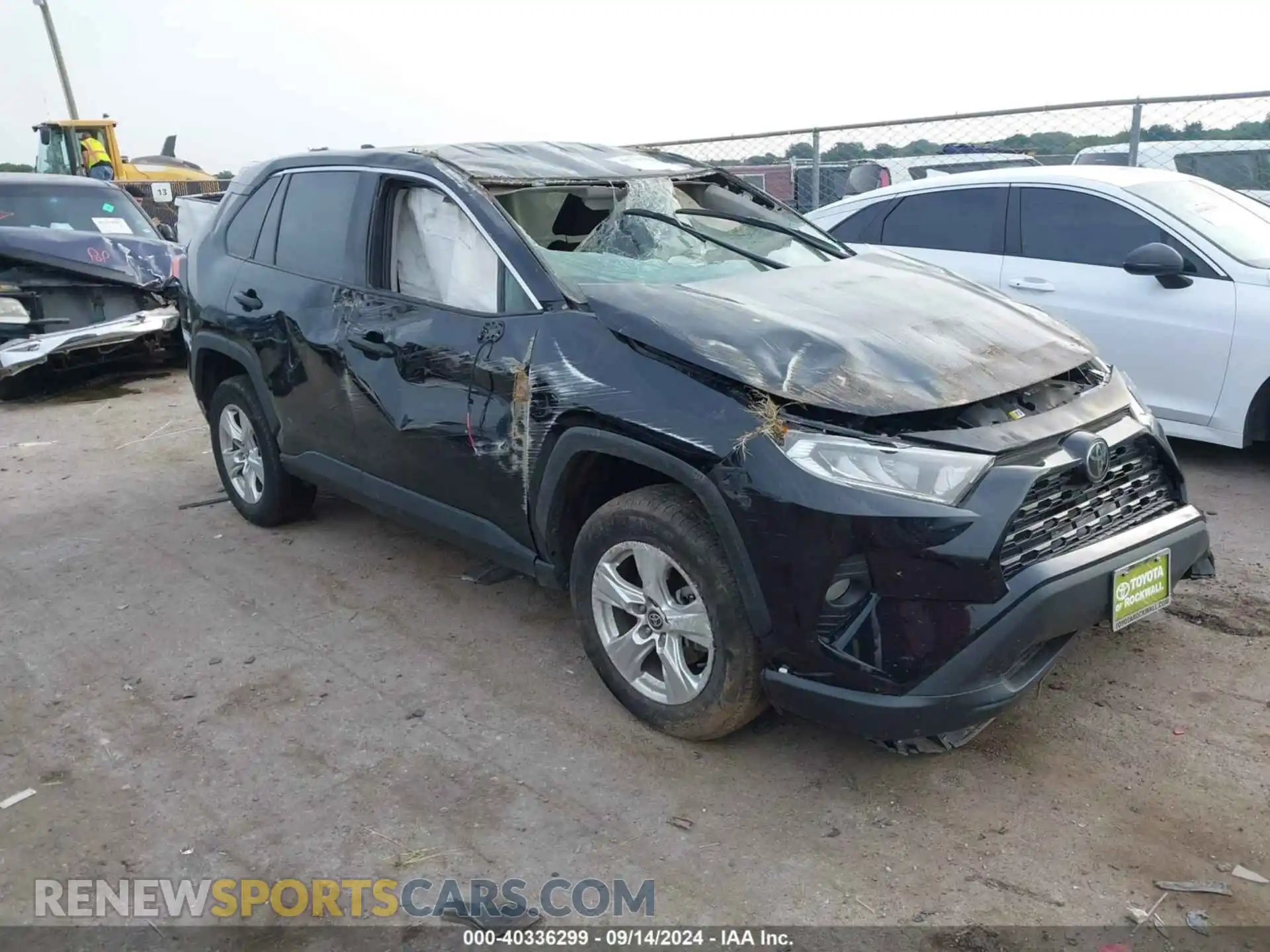 1 Photograph of a damaged car 2T3W1RFV1MC134596 TOYOTA RAV4 2021
