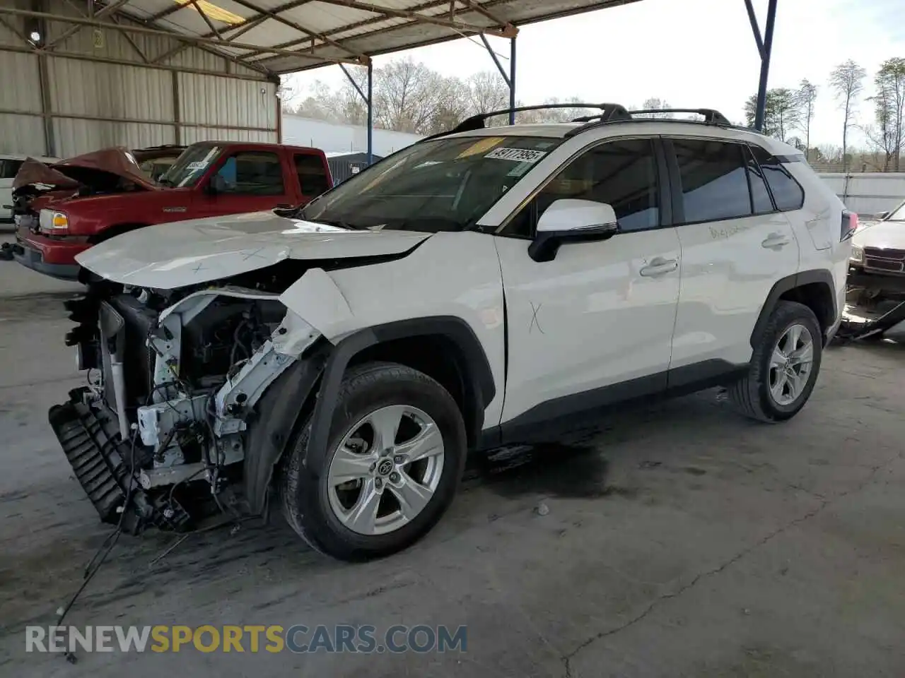 1 Photograph of a damaged car 2T3W1RFV1MC136574 TOYOTA RAV4 2021