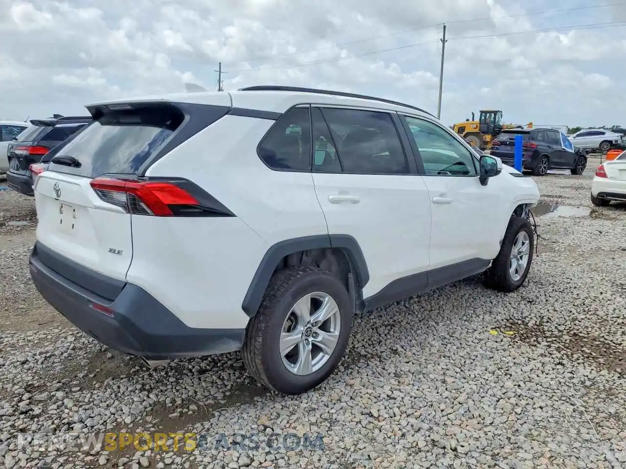 3 Photograph of a damaged car 2T3W1RFV1MC144514 TOYOTA RAV4 2021
