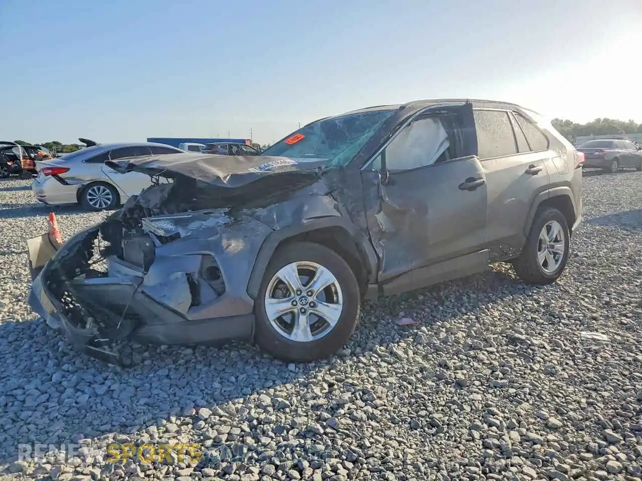 1 Photograph of a damaged car 2T3W1RFV1MC154153 TOYOTA RAV4 2021