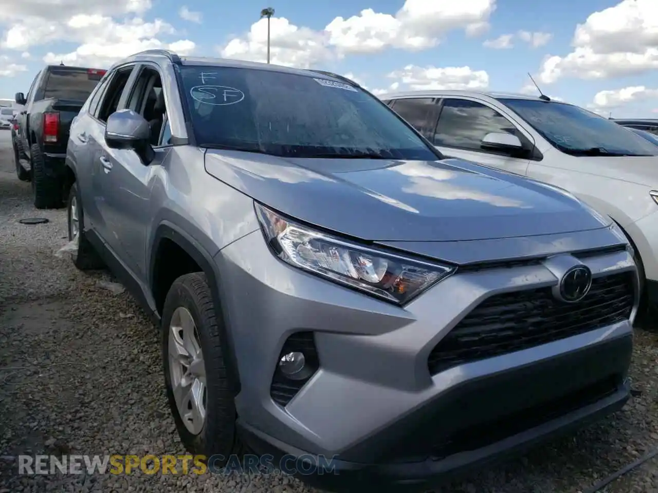 1 Photograph of a damaged car 2T3W1RFV1MC158753 TOYOTA RAV4 2021