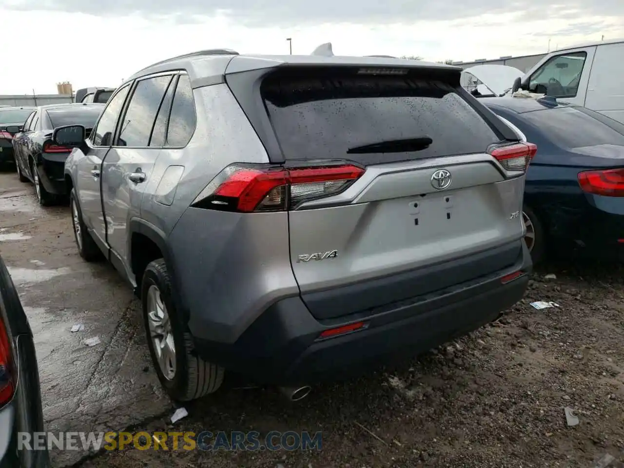 3 Фотография поврежденного автомобиля 2T3W1RFV1MC165461 TOYOTA RAV4 2021