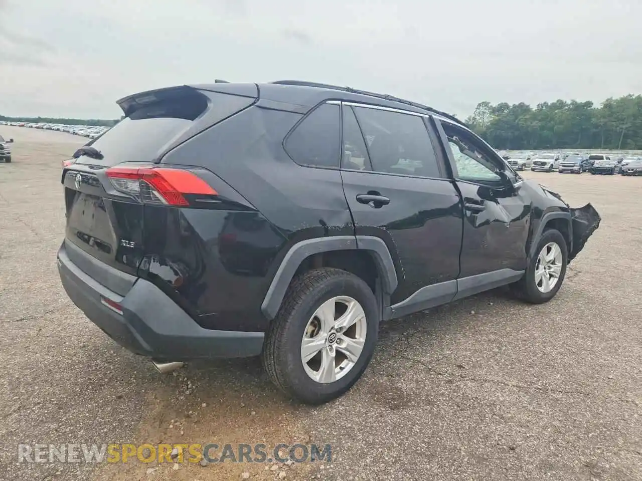 3 Фотография поврежденного автомобиля 2T3W1RFV1MW113018 TOYOTA RAV4 2021