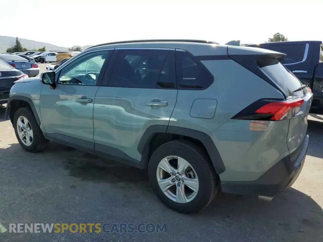 2 Photograph of a damaged car 2T3W1RFV1MW139604 TOYOTA RAV4 2021