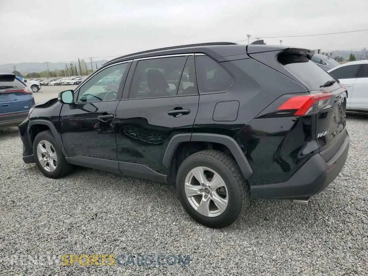 2 Photograph of a damaged car 2T3W1RFV1MW150800 TOYOTA RAV4 2021