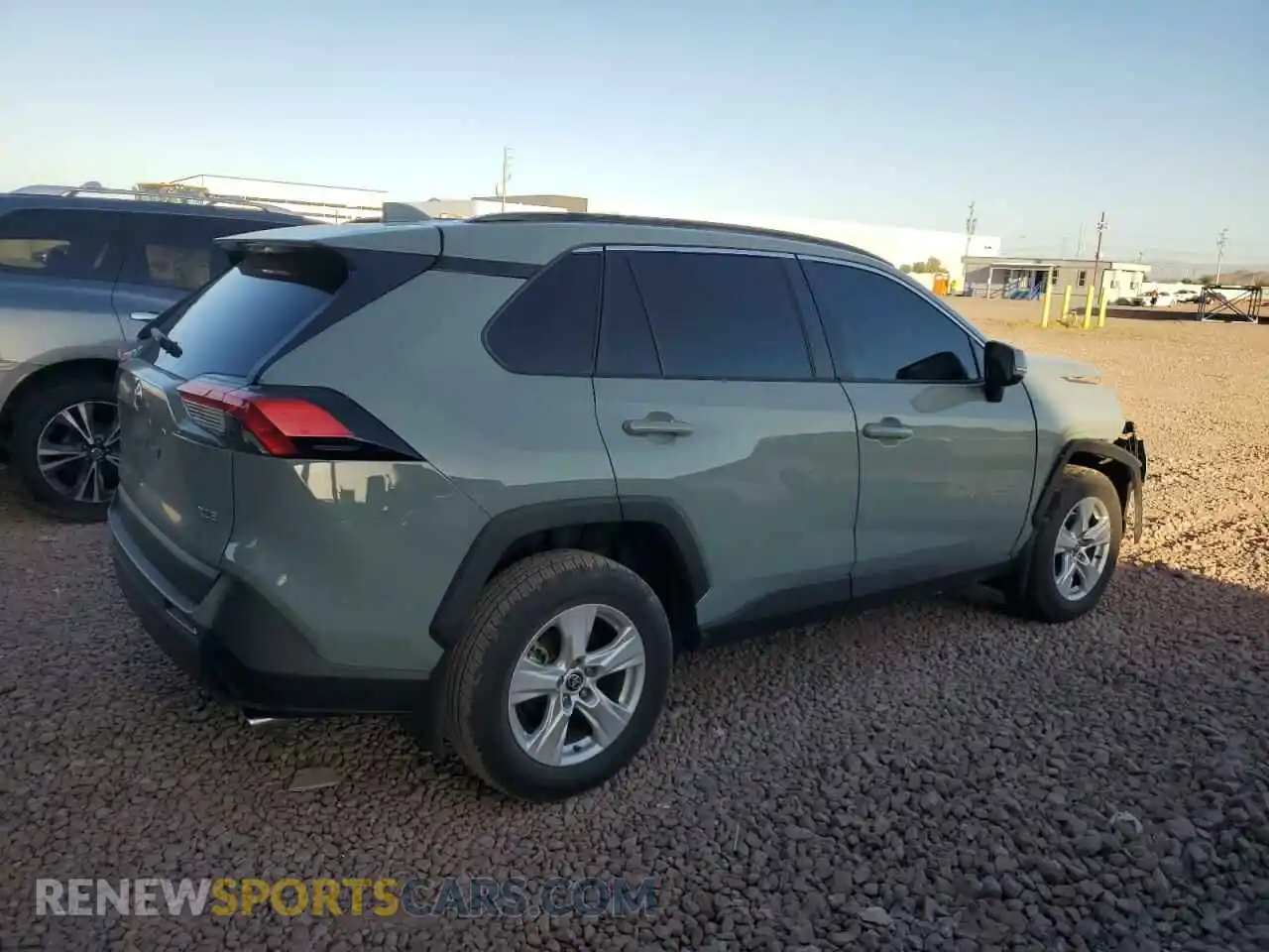 3 Photograph of a damaged car 2T3W1RFV1MW165118 TOYOTA RAV4 2021