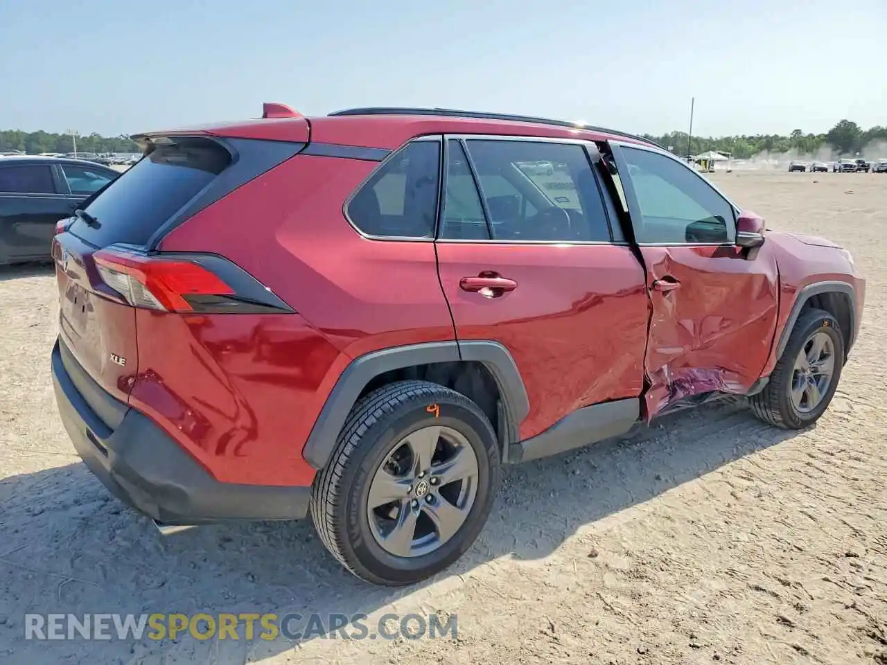 3 Photograph of a damaged car 2T3W1RFV1MW175020 TOYOTA RAV4 2021