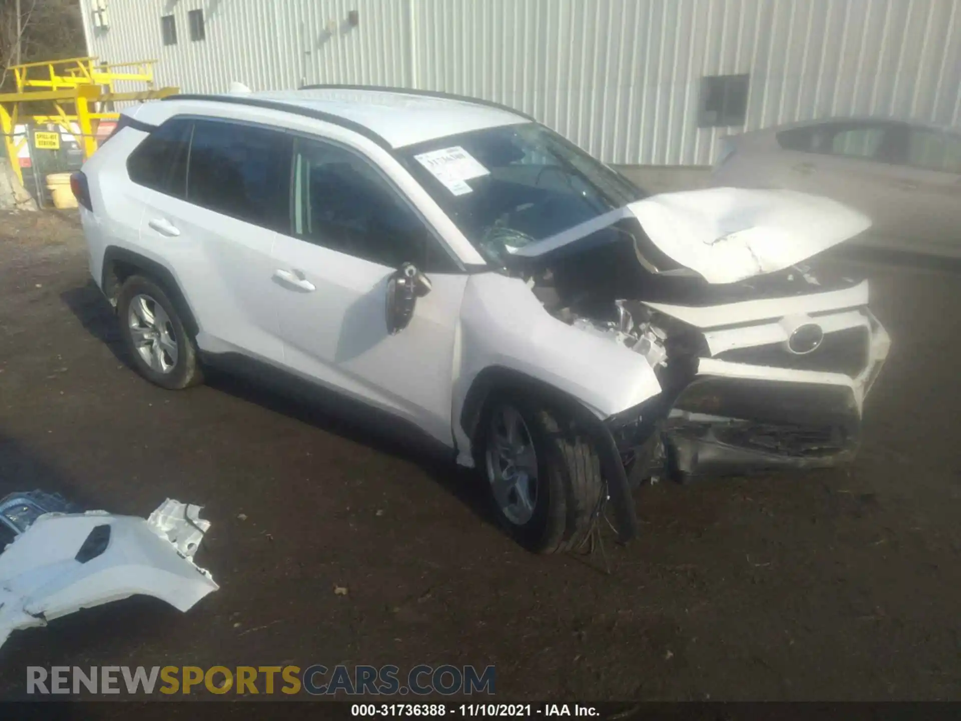 1 Photograph of a damaged car 2T3W1RFV2MC088857 TOYOTA RAV4 2021