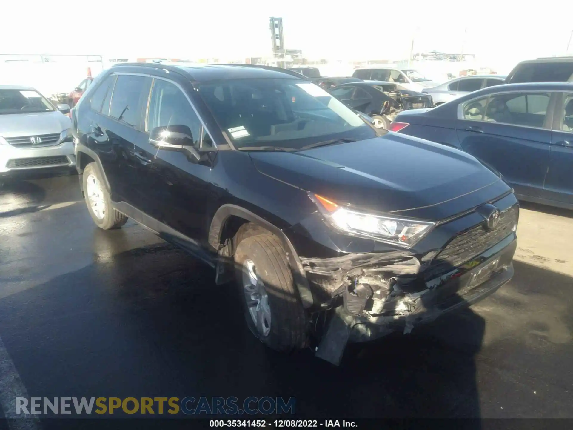 1 Photograph of a damaged car 2T3W1RFV2MC108783 TOYOTA RAV4 2021