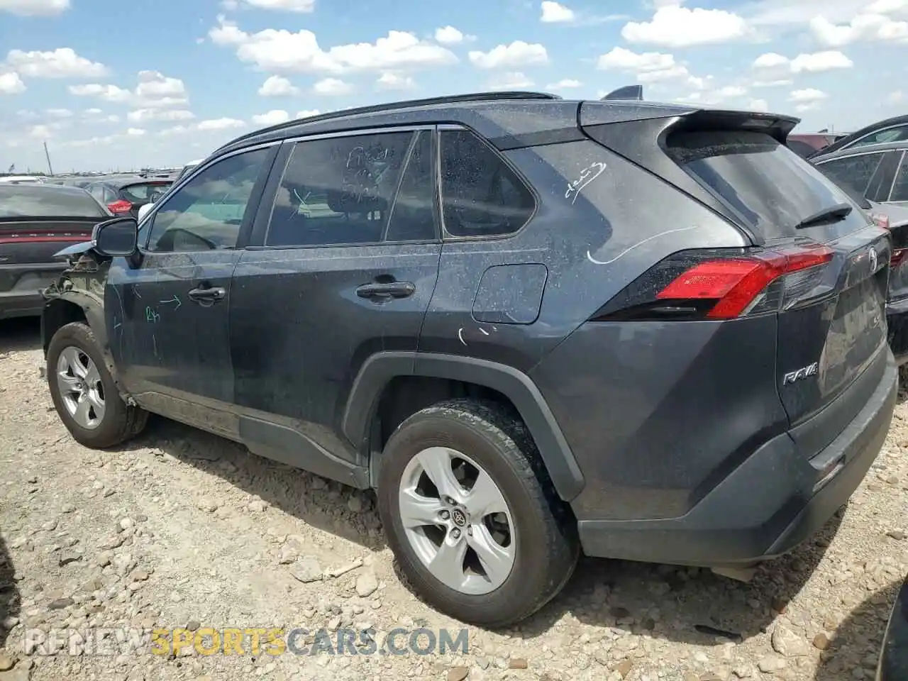 2 Фотография поврежденного автомобиля 2T3W1RFV2MC118889 TOYOTA RAV4 2021