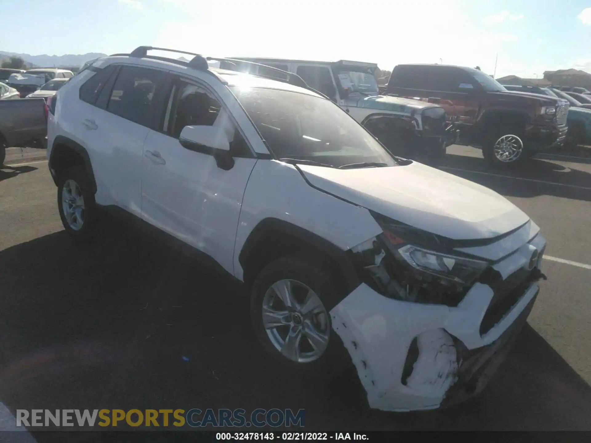 1 Фотография поврежденного автомобиля 2T3W1RFV2MC119721 TOYOTA RAV4 2021