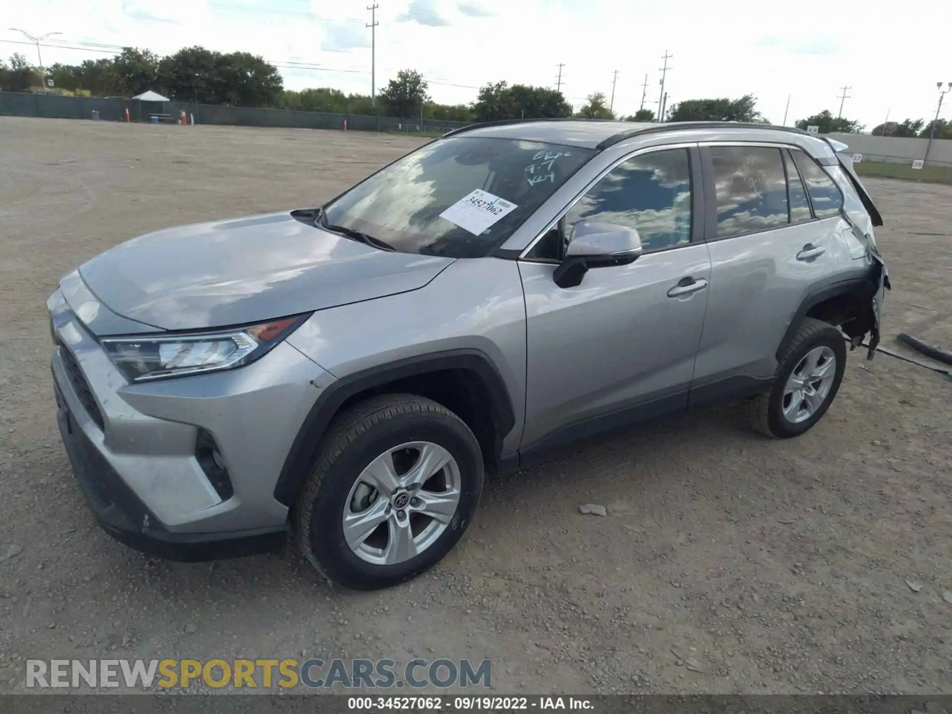2 Photograph of a damaged car 2T3W1RFV2MC126748 TOYOTA RAV4 2021