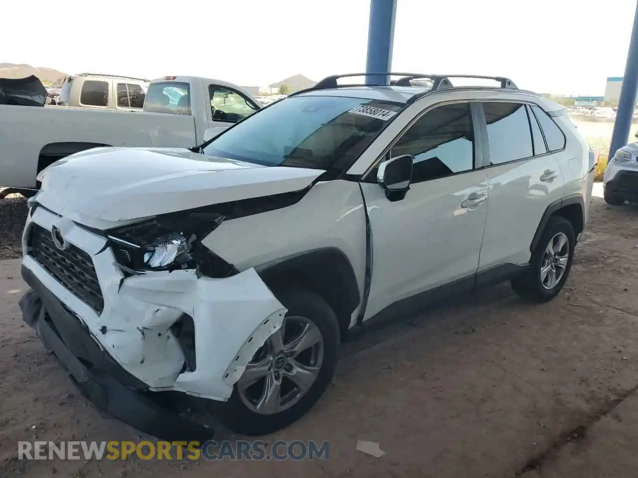 1 Photograph of a damaged car 2T3W1RFV2MC130539 TOYOTA RAV4 2021